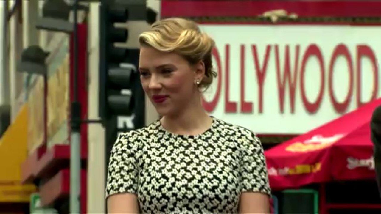 Scarlett Johansson Sizzles As Joseph Gordon Levitt Admits Her Sex