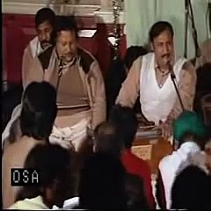 LAL MERI PAT NUSRAT FATEH ALI KHAN Video Dailymotion