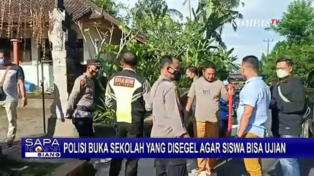 Sekolah Sempat Disegel Warga Polisi Buka Paksa Segel Demi Ujian Para