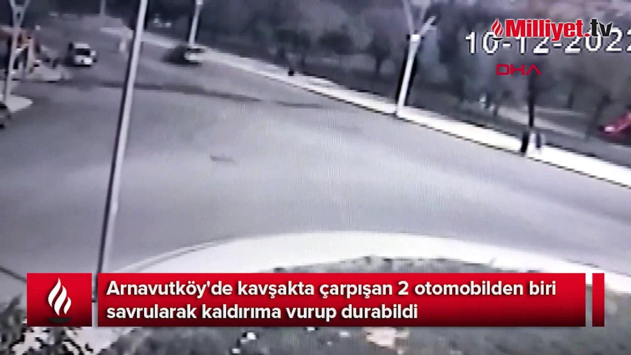 Otomobilin altında kalmaktan son anda kurtuldular Dailymotion Video