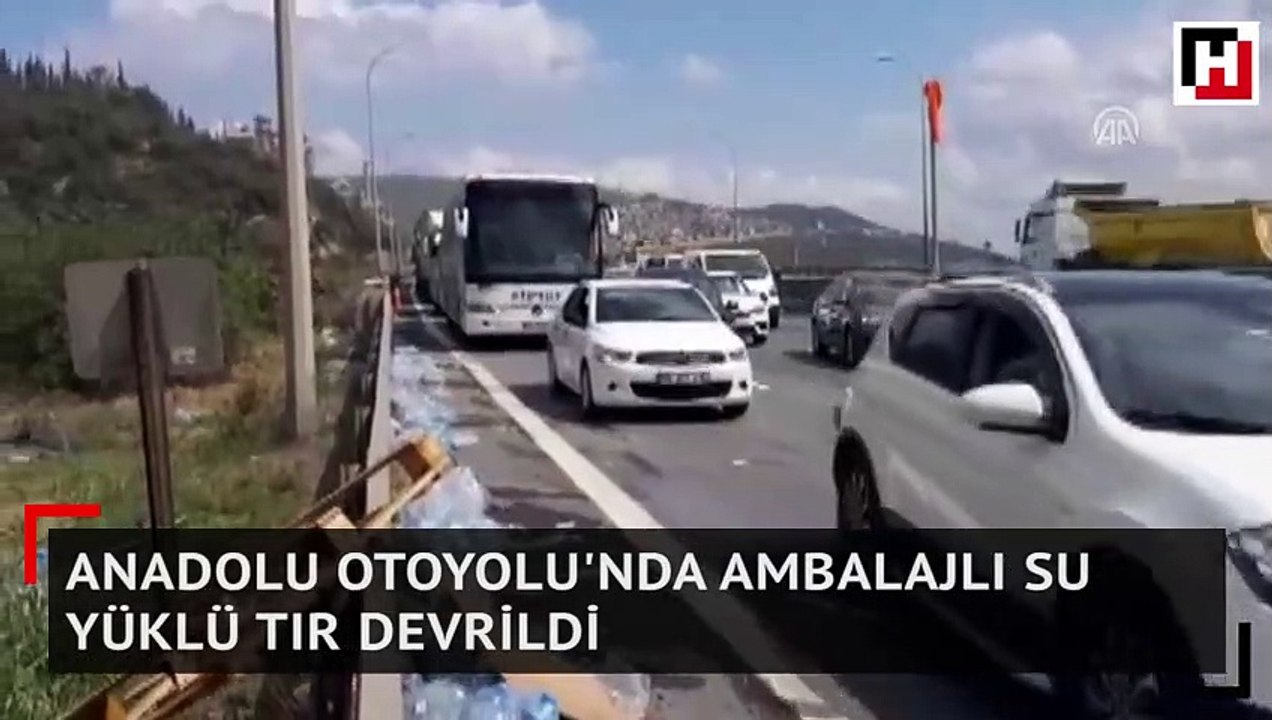 Anadolu Otoyolu Nda Ambalajl Su Y Kl T R Devrildi Dailymotion Video