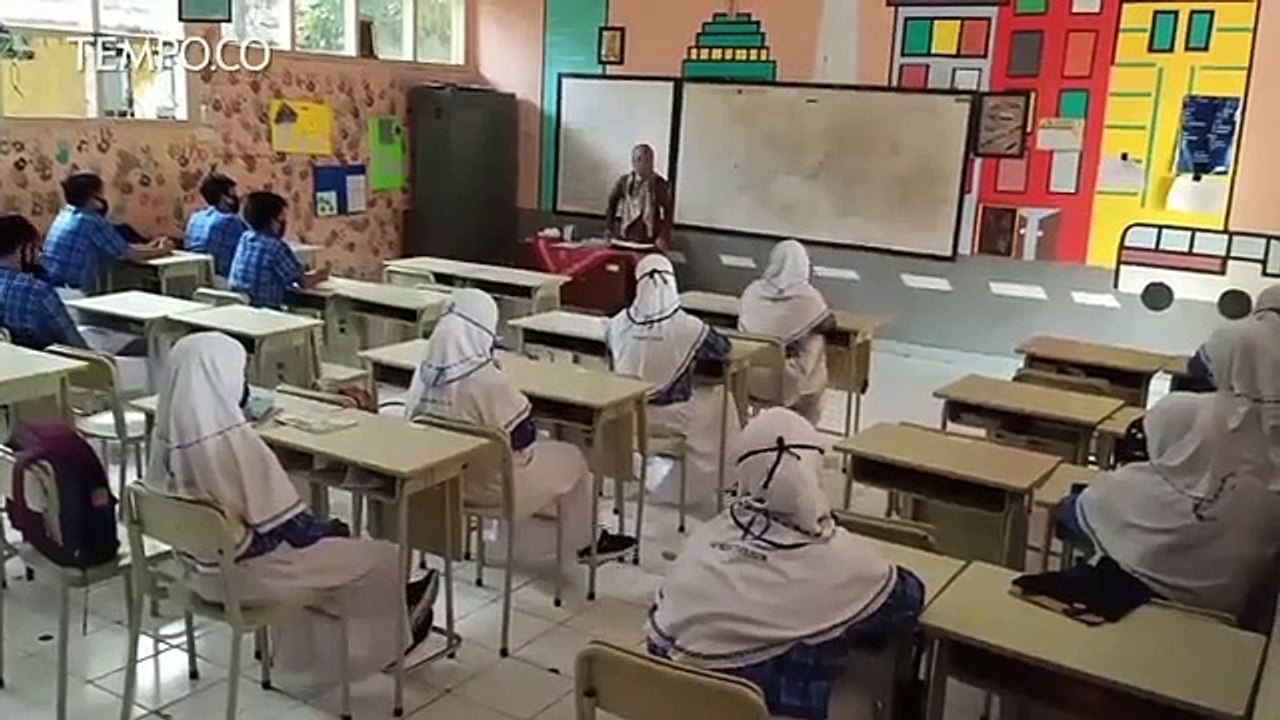 Uji Coba Sekolah Tatap Muka Di Cilegon Dihentikan Video Dailymotion