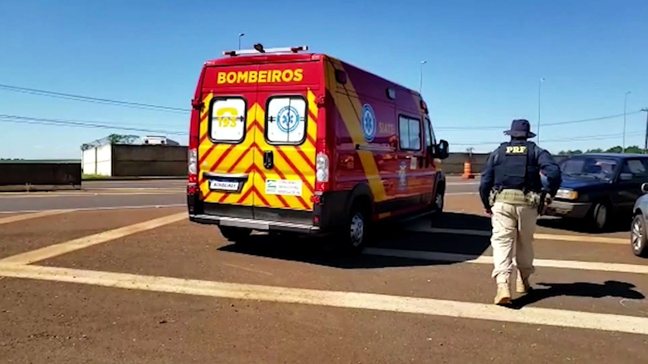 Carros Se Envolvem Em Colis O Frontal Na Br E Crian A Fica Ferida