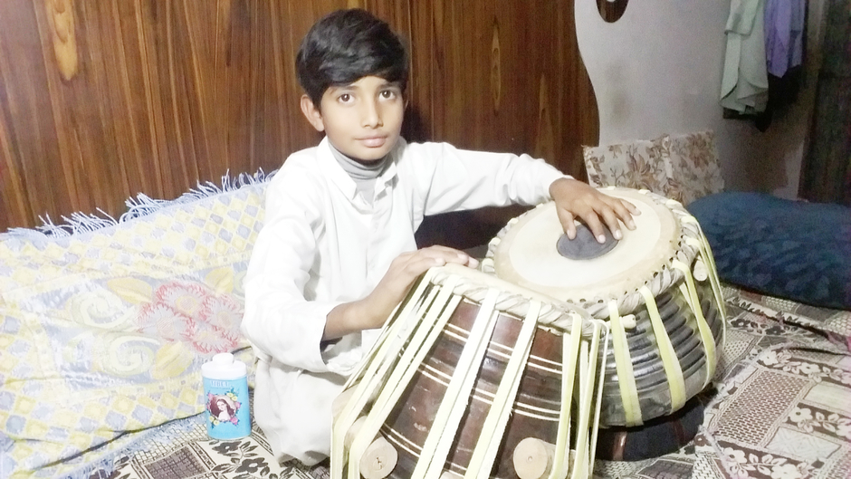 Aaqib Ali singer