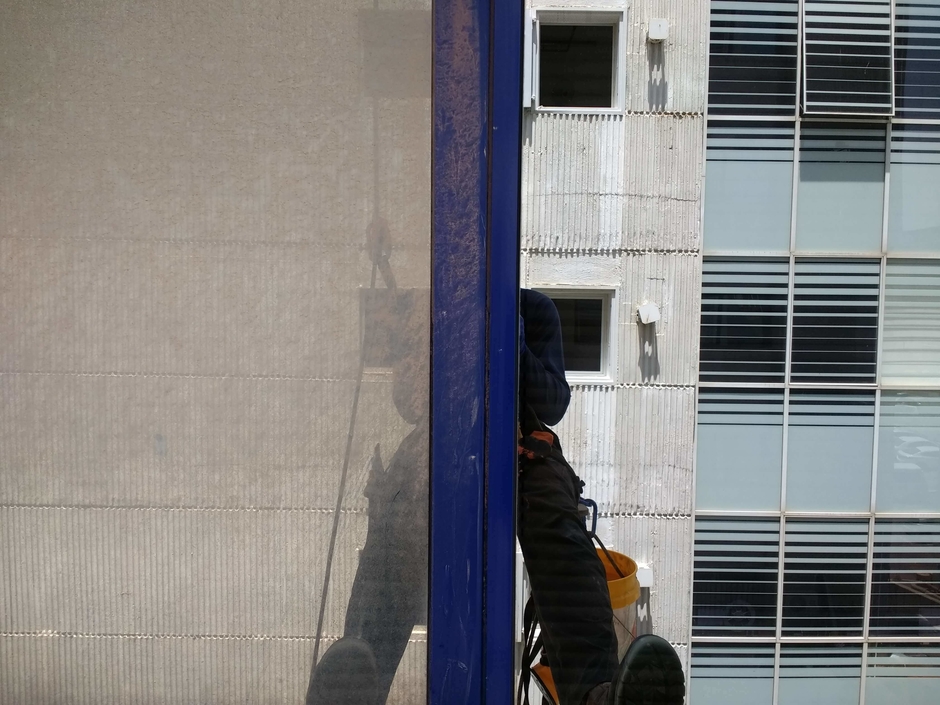 מרום צוק - עבודות בגובה