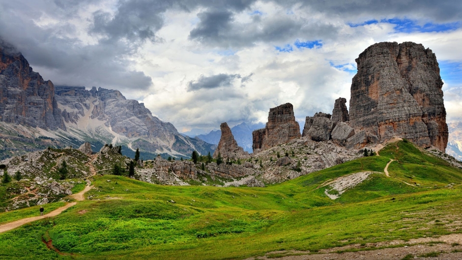 online entertainment