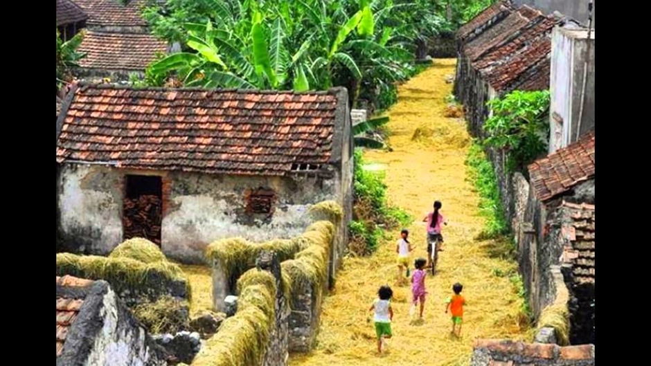 Cuộc sống ba miền