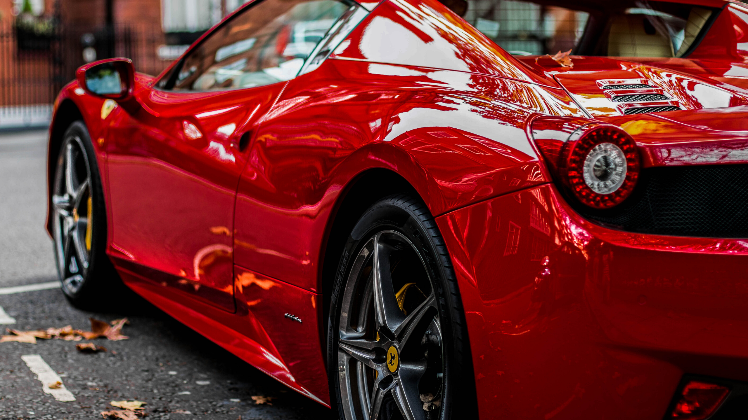 Douglas Saab - Automóviles