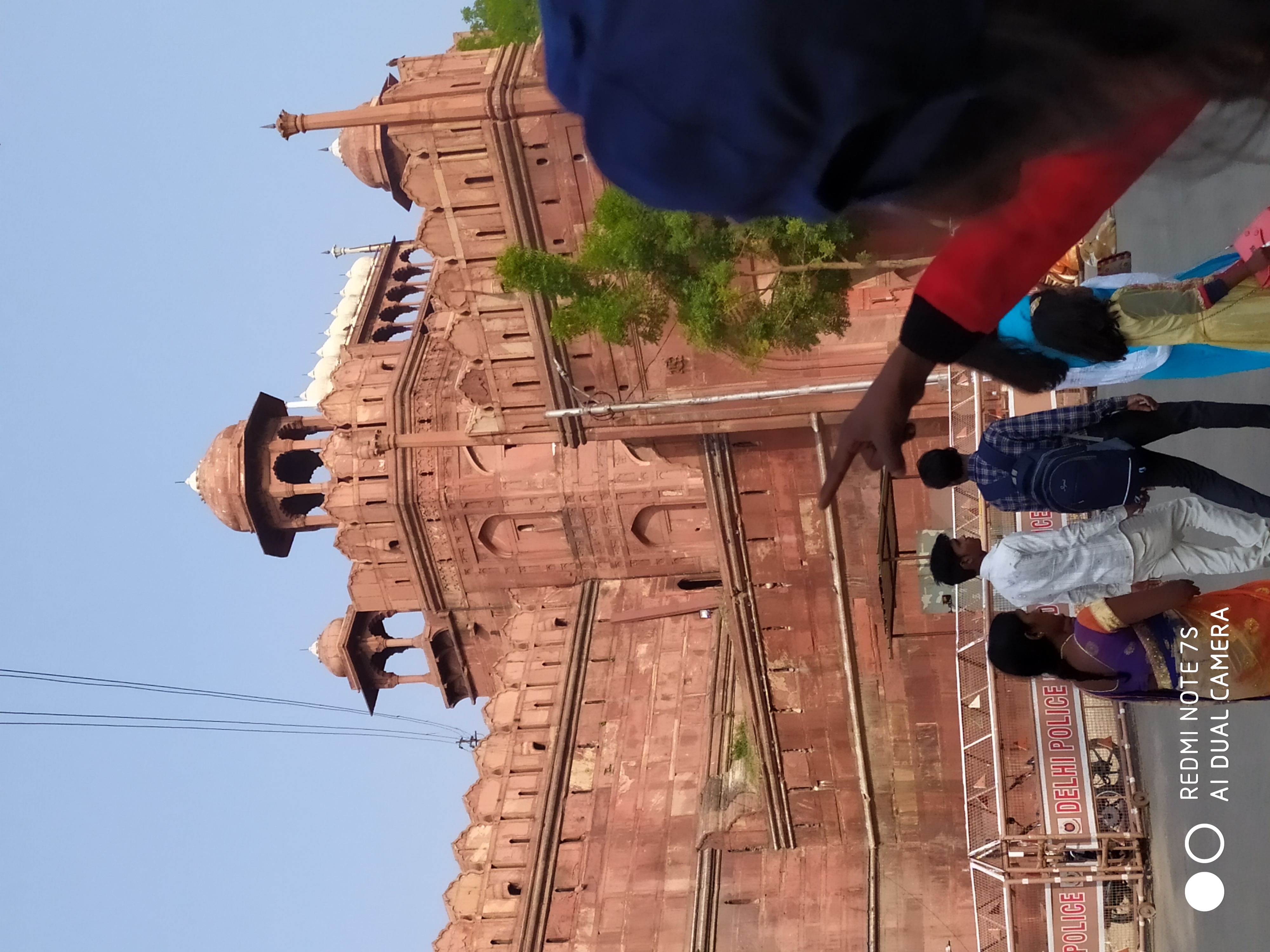 dm_aef5c3a8060c54d4169c7840f5715bbc