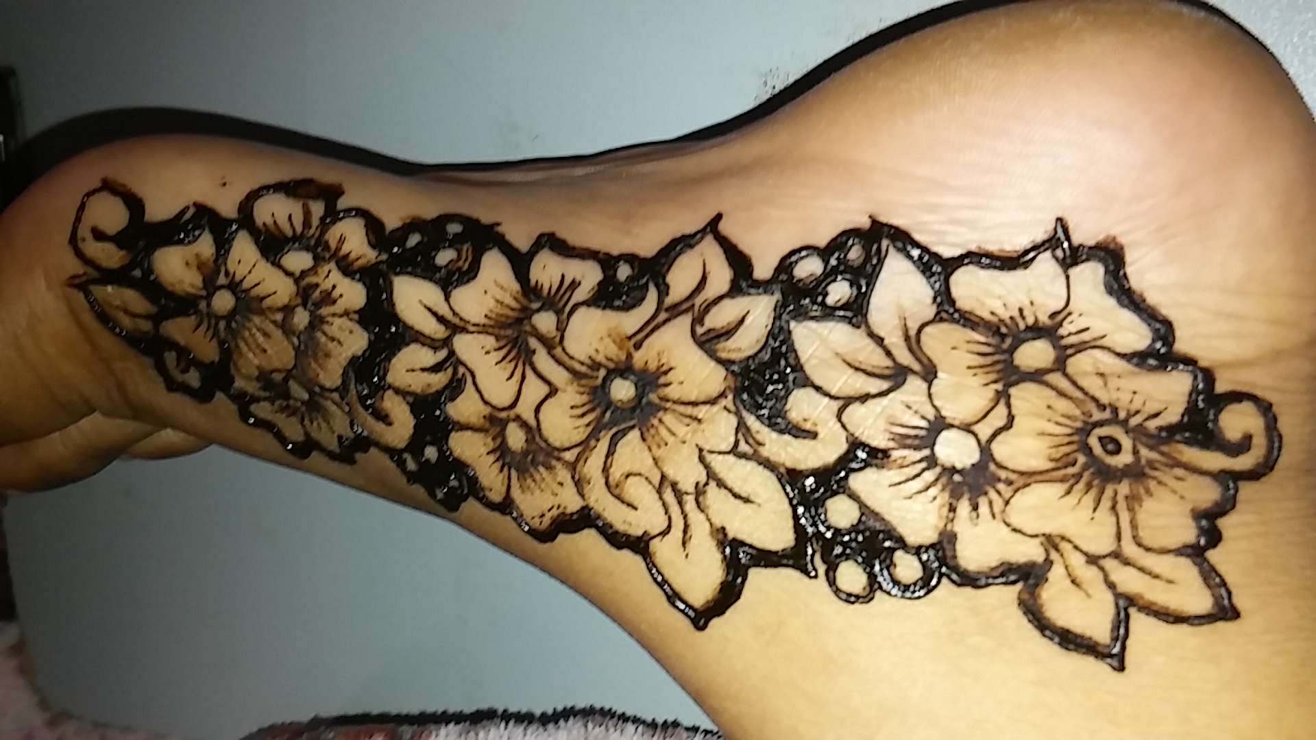 Arabic henna