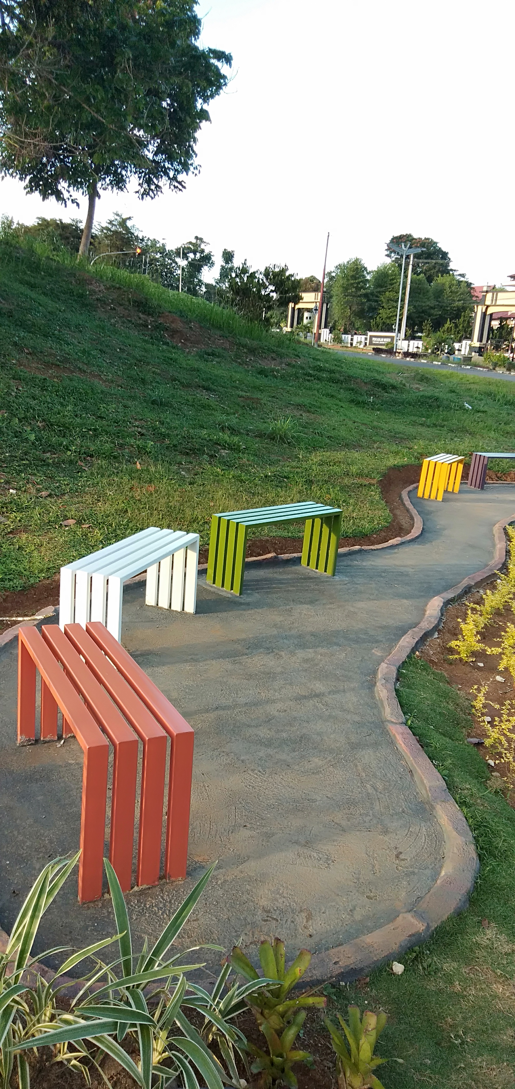 Buana KS (Bambang Hirawan)