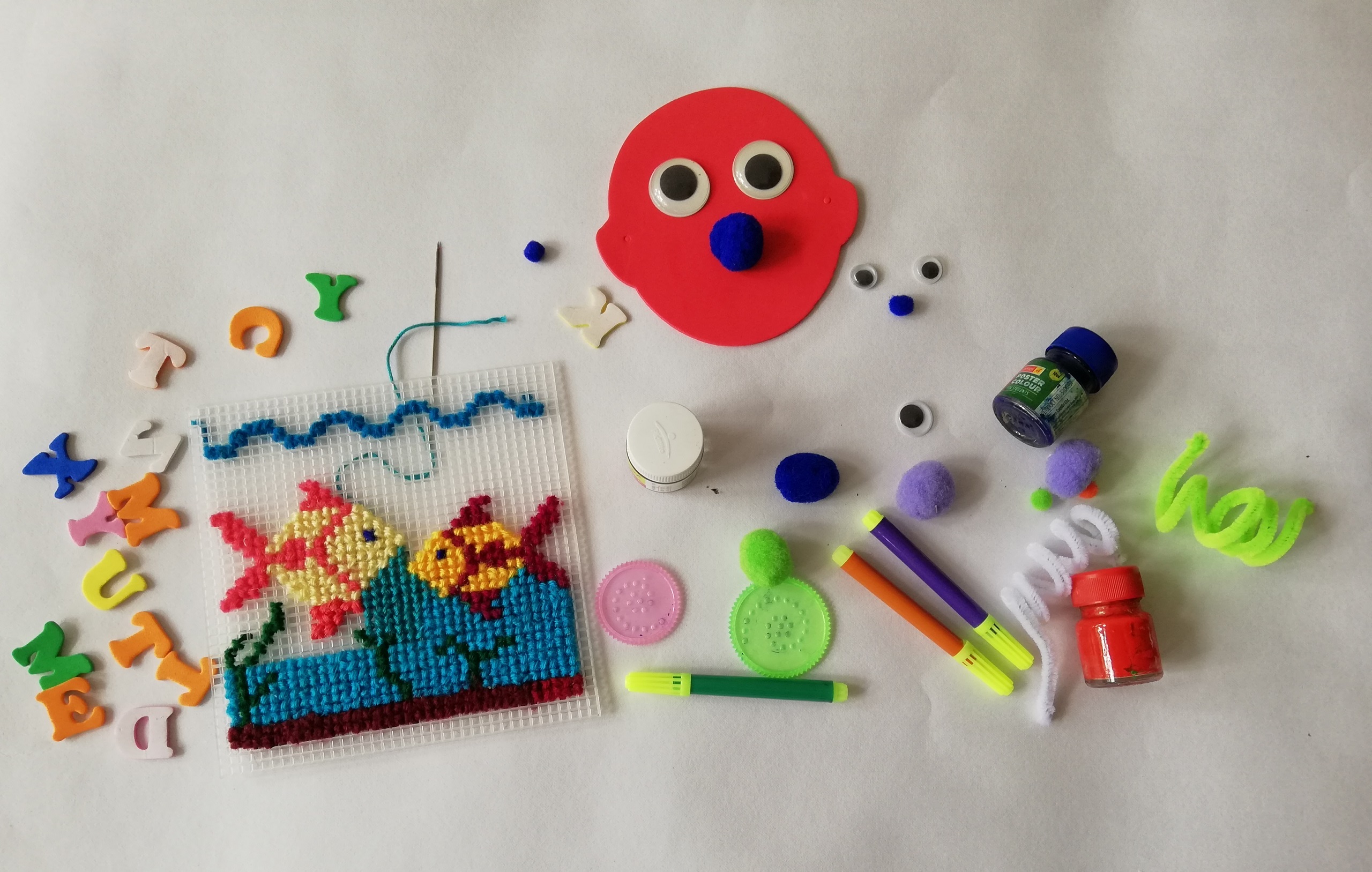 Little Craft Station