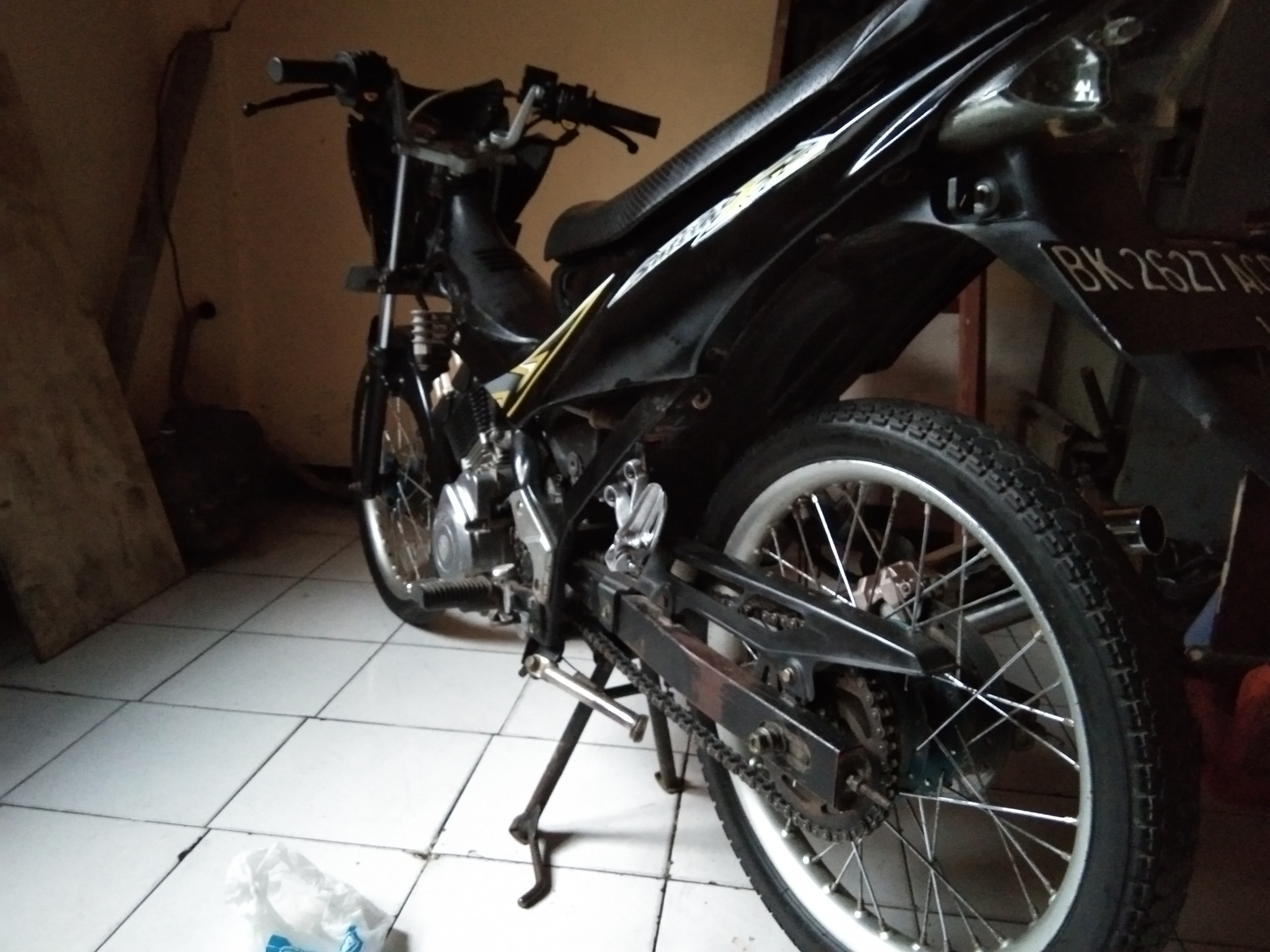 Sihombing chanel januar