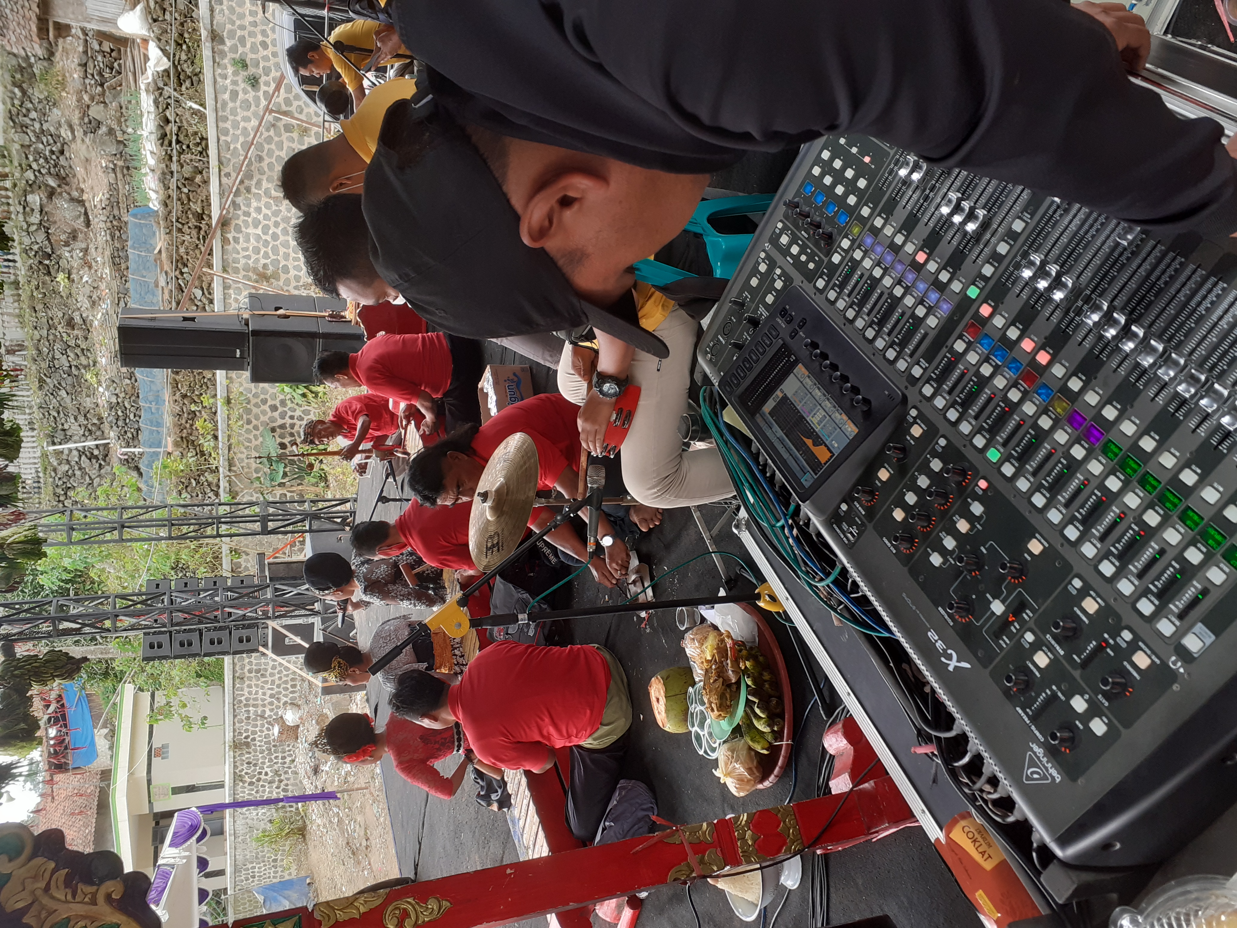 Maniez Djaman Chanel