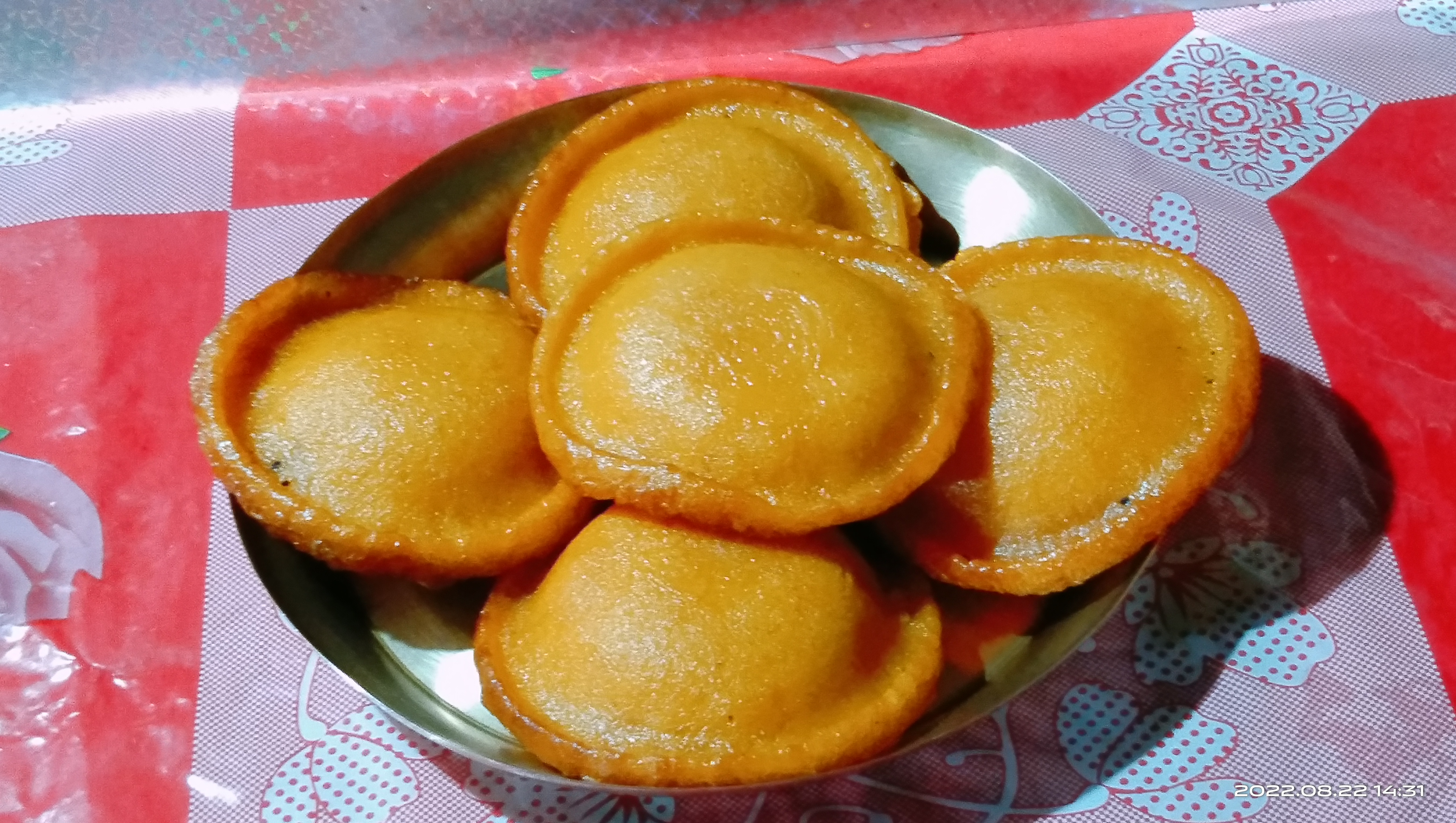 MIM KITCHEN WITH VILLAGE FOOD