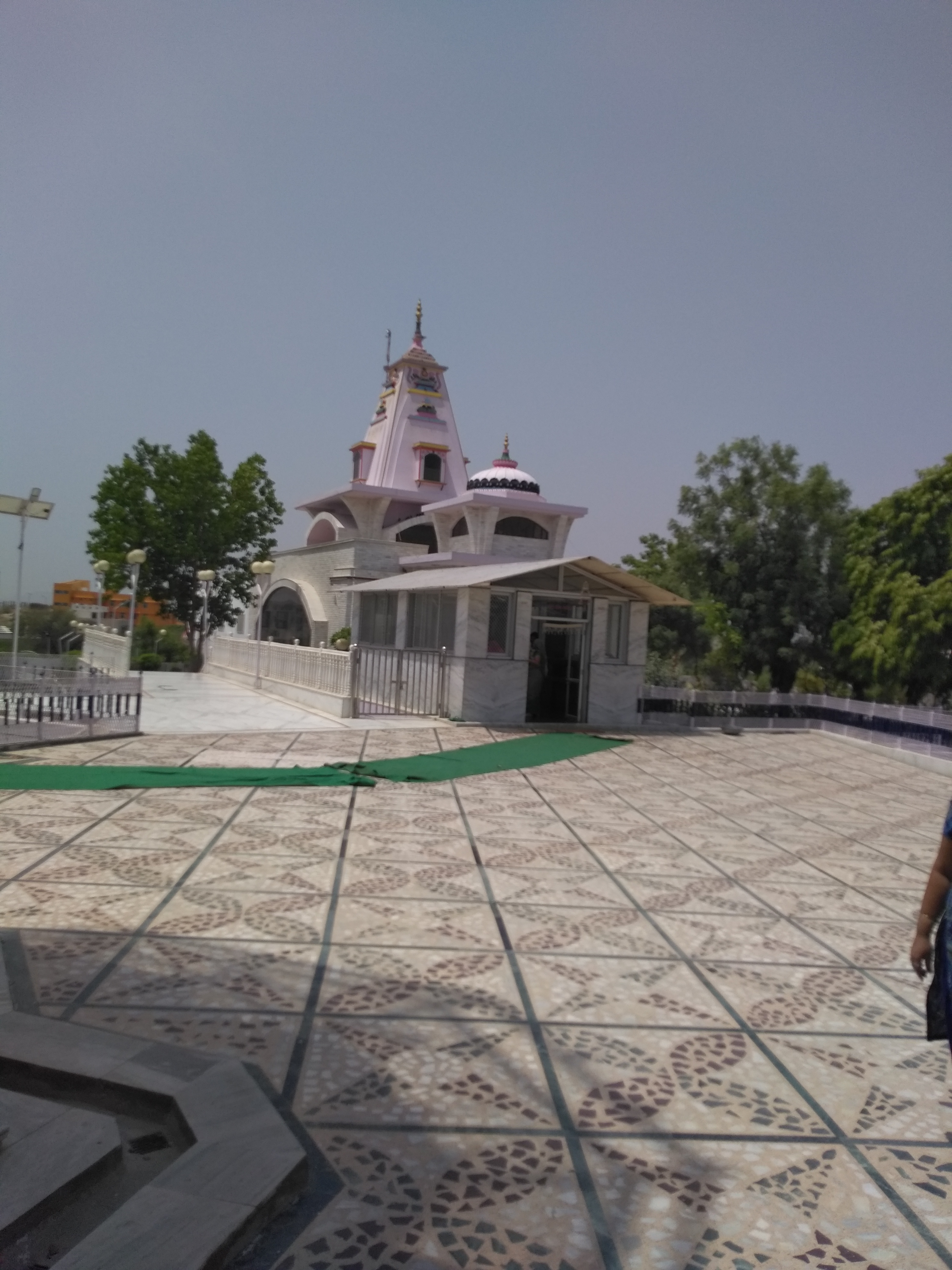 Dr. Ravi Shankar Mahavar