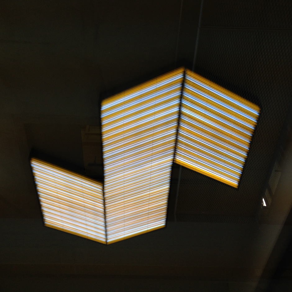 le mur dans le miroir