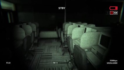 Outlast 2 gameplay
