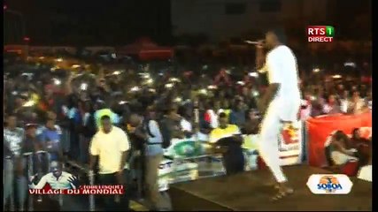 Concert En Direct du Village du Mondial avec Pape Diouf
