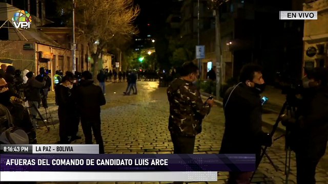 EN VIVO desde la Paz - Afueras del comando de Luis Arce a la espera de resultados
