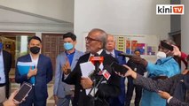 LIVE: Najib Abdul Razak holds press conference at KL Court Complex
