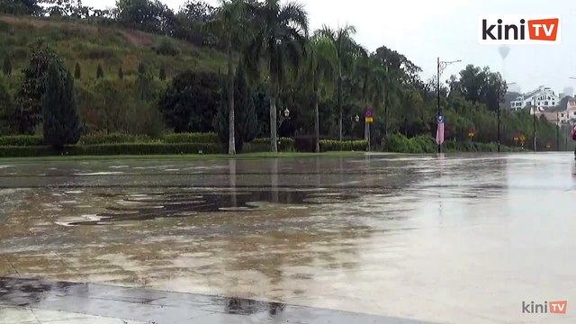 LIVE: Rulers arrive at Istana Negera, Agong expected to name new PM after meet