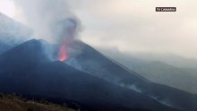 Live Stream: La Palma volcano continues erupting
