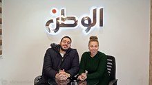«دكتور المزيكا» بيعزف آلات الموسيقى بحنجرته ومراته روسية وبتغني شعبي: عملوا  أحلى فرقة