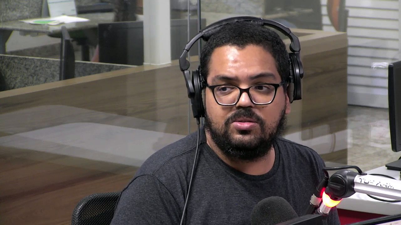 CONECTA #318 Roberta Spindel - Cantora e Atriz (25/04/2022)