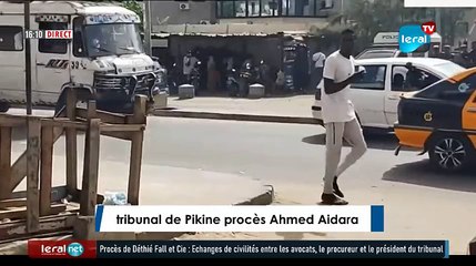 Descargar video: LIVE-DUPLEX : Tribunal Dakar et Pikine Les députés Dethié Fall et Mame Diarra et  Le maire Ahmed Aïdara devant le juge…