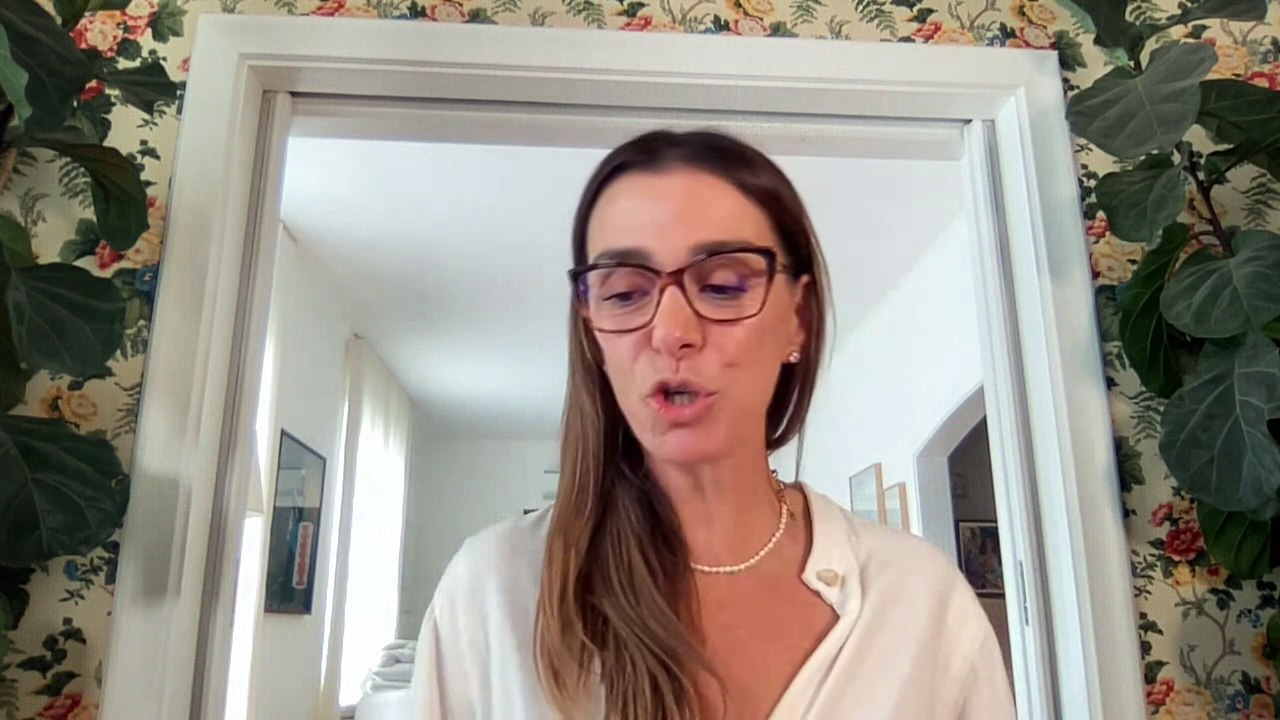 Conecta - (16/08) recebe os humoristas Helio de La Peña e Paloma Santos, e a atriz Mônica Martelli