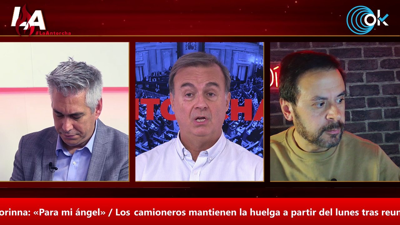 LA ANTORCHA / Sánchez y sus tics dictatoriales: 'información' a lo NODO y sellos loando el comunismo