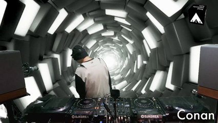 TUNNEL SEOUL x SLOW MOTION RECORDS w/  Fabrizio Mammarella, Giulia Gutterer, Conan