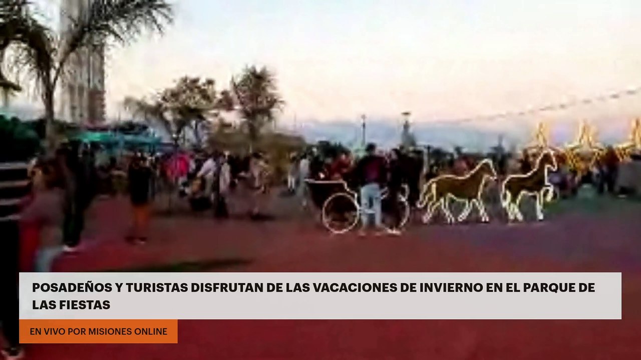 Posadeños y turistas disfrutan de las vacaciones de invierno en el Parque de las Fiestas