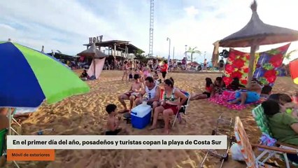 En el primer día del año, posadeños y turistas copan la playa de Costa Sur