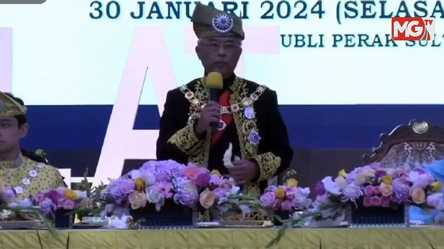 ((LIVE)) Media Perlu Tunggu Kenyataan Rasmi Lembaga Pengampunan, Kata Fahmi. Tiga Polis Trafik Tawar Saman RM100 Direman