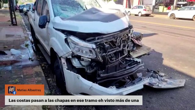 Una camioneta perdió el control e impactó en un local comercial de Posadas