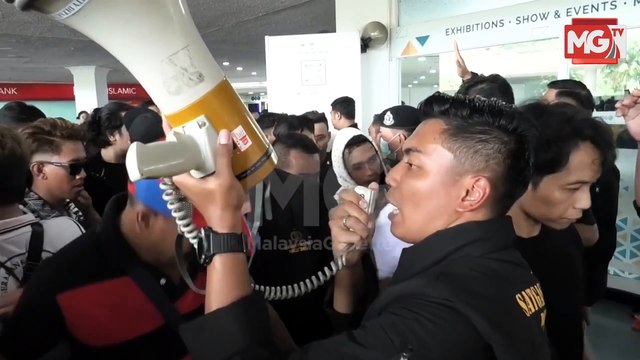 ((LIVE)) Kampung Cina Tapak Warisan Dunia: Zahid Nafi Dihubungi Kor Ming. Exco Johor Akan Dirombak