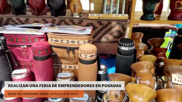 Recorremos la feria de artesanos en la plaza 9 de Julio de Posadas