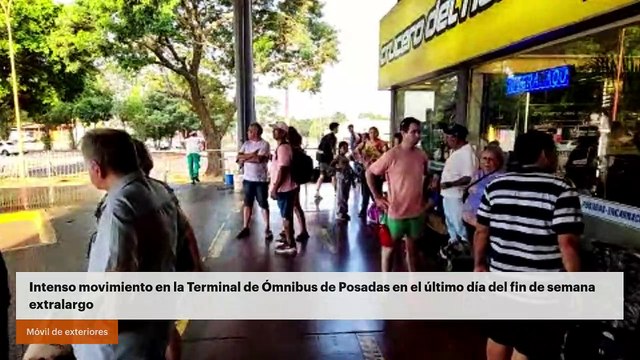 Intenso movimiento en la Terminal de Ómnibus de Posadas en el último día del fin de semana extralargo