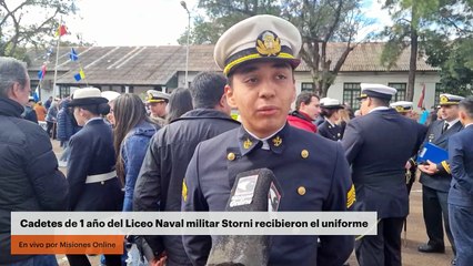 Cadetes de 1 año del Liceo Naval militar Storni recibieron el uniforme