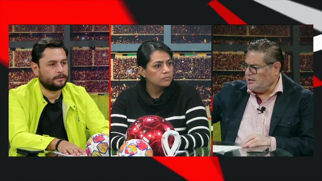 JUAN ESCOBAR podría RETIRARSE del FUTBOL | EN VIVO Los Informantes