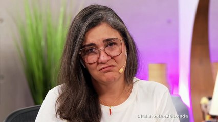 Fazenda16: Flora e Raquel insinuam que a produção protege Love e levam bronca; Flor na reta