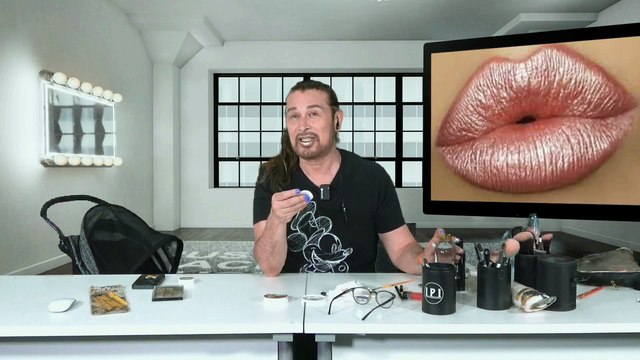 Chinos Flexibles y Maquillaje Metálico / The Makeup Room con Peter Cortés