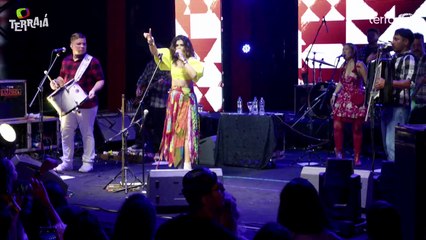 AO VIVO | Mariana Aydar convida Duda Beat para subir no palco do Terraiá; assista ao show