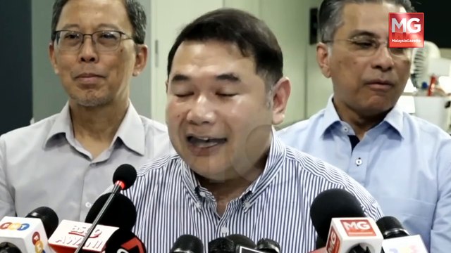 (LIVE)Detik Terakhir Sekeluarga Di Kerusi Belakang ; Hakim: MP Kerajaan, Pembangkang Mahu Penjelasan