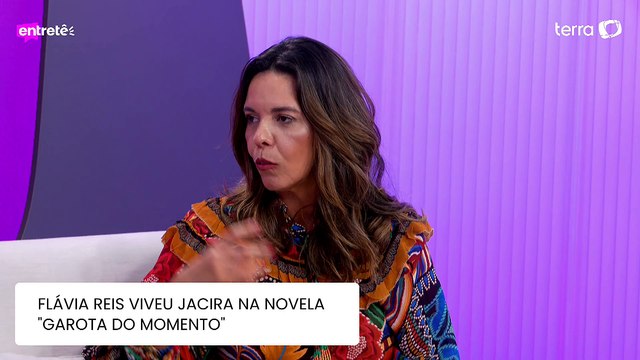 Com 30 anos de carreira, Flávia Reis repercute sucesso de Jacira em 'Garota do Momento'