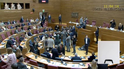 Siga en directo la investidura de Pérez Llorca en las Cortes Valencianas