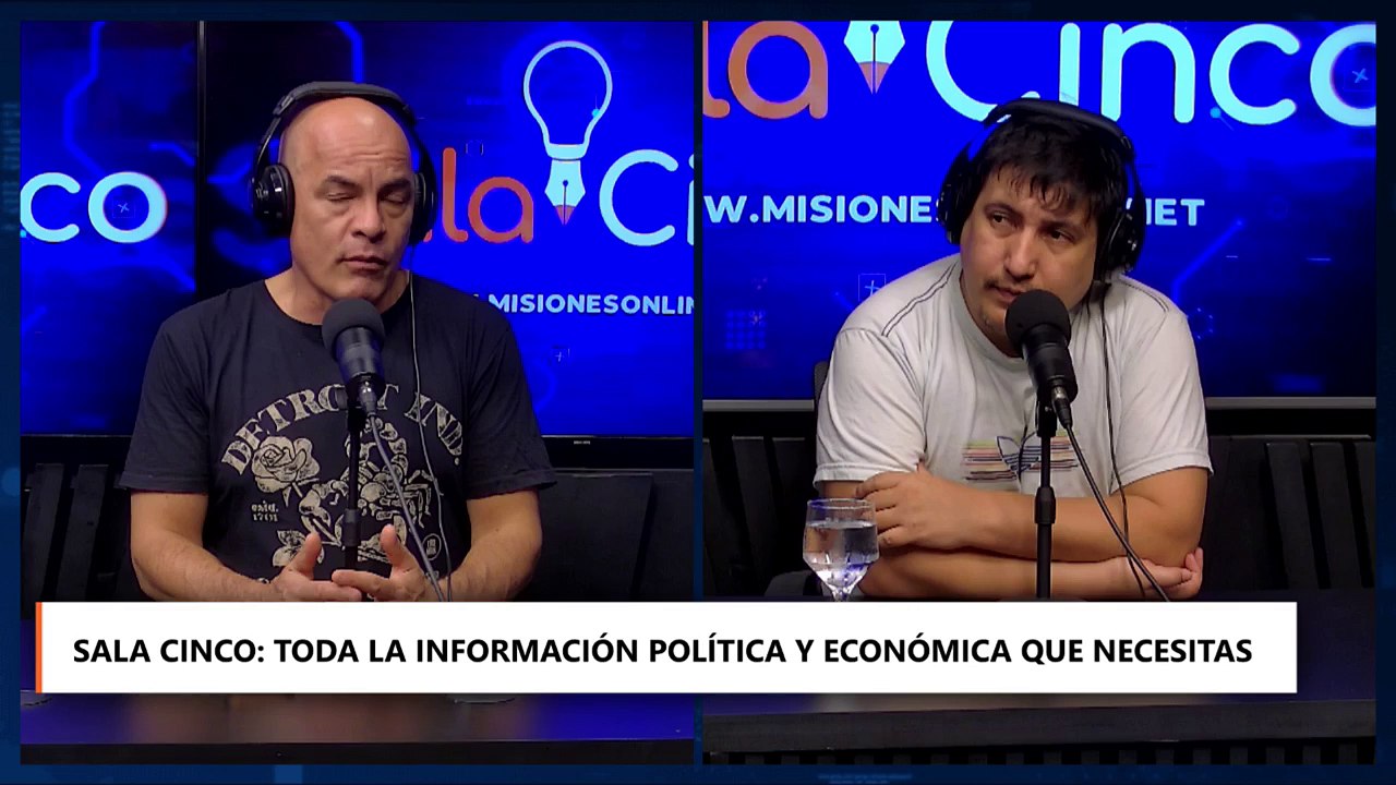 Análisis de la información política y económica