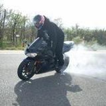 yannos83